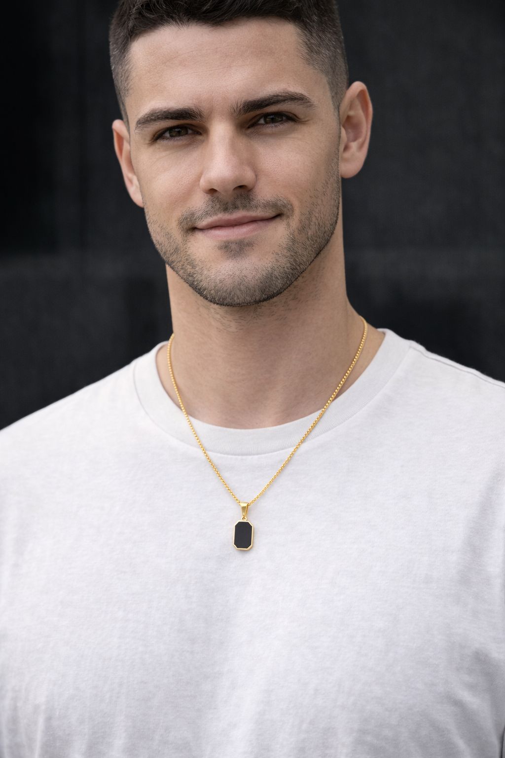 שרשרת לגבר תליון גאומטרי