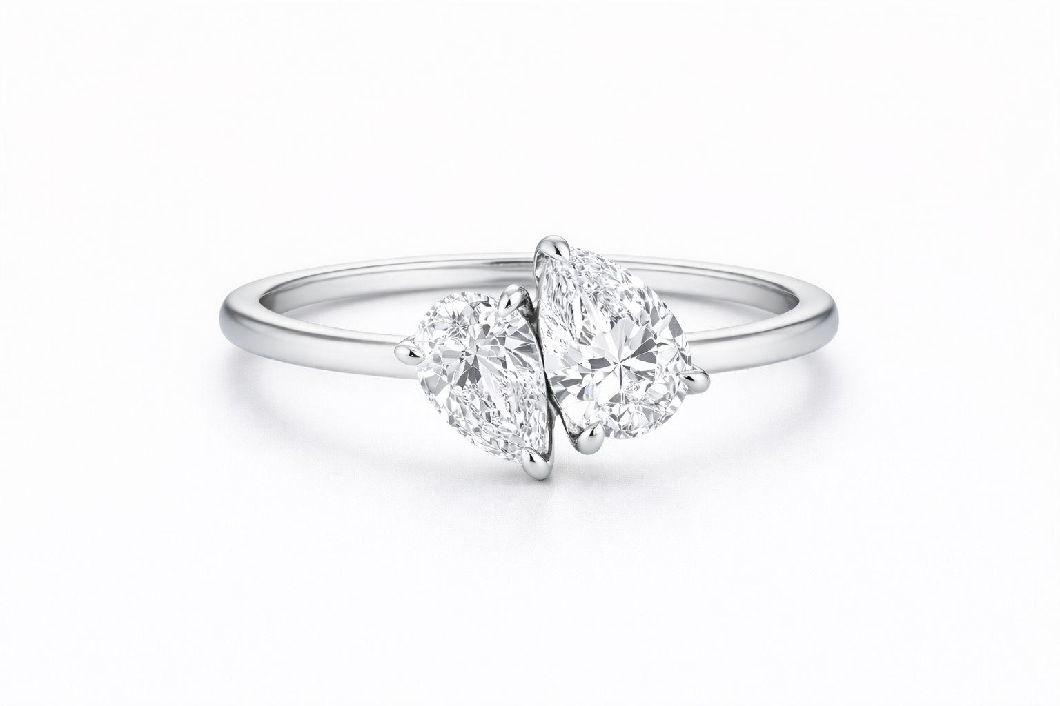 טבעת אלגנטית בעיצוב טיפה | כסף סטרלינג 925